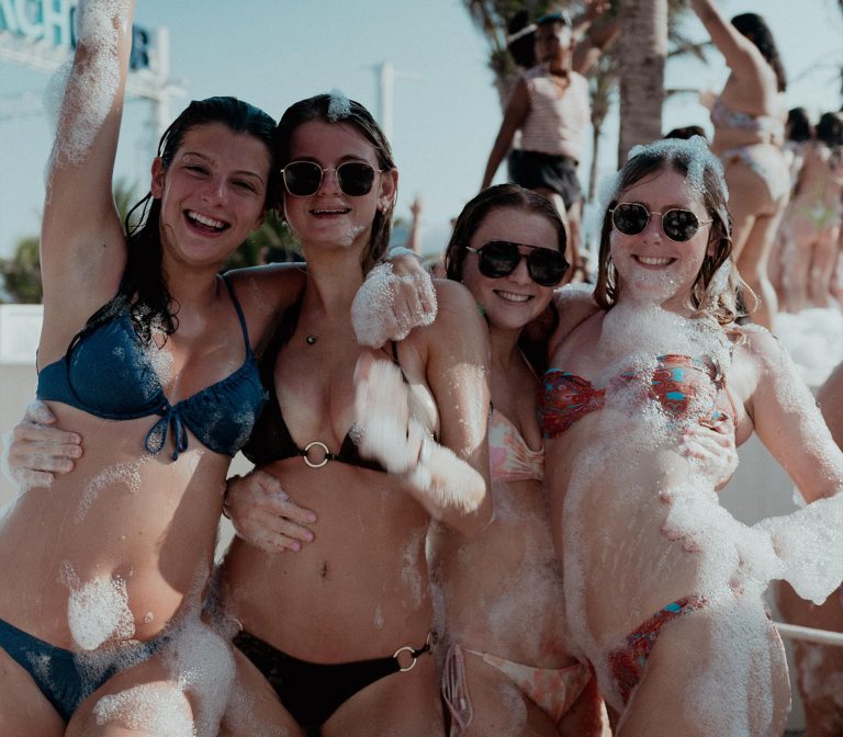 foam party group of girls